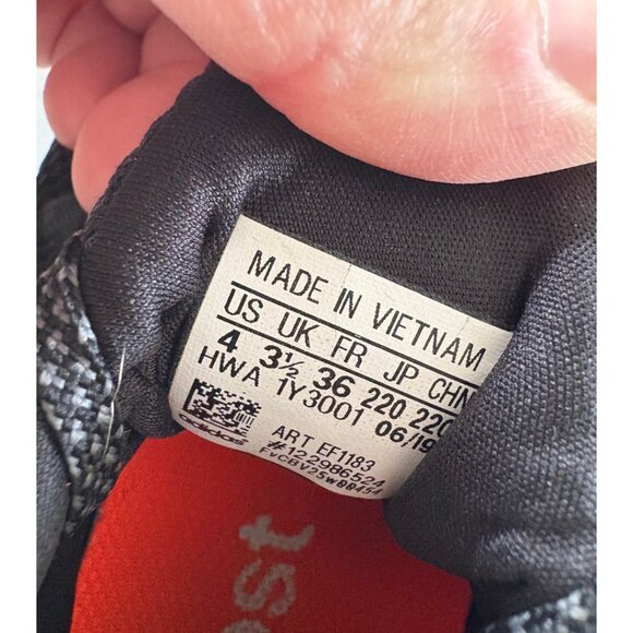 Adidas Alphaboost Kids Runners - Picture 4 of 6